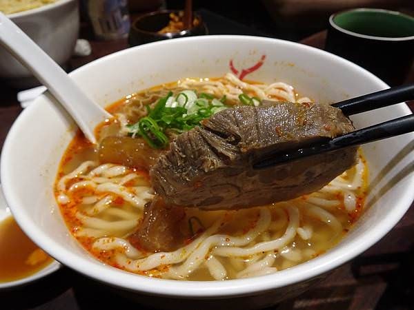牛店精燉牛肉麵|連續3年必比登米其林美食 谷歌4千評4.3顆星 - 第9張圖
