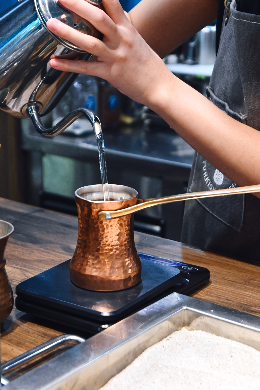 Saturn Landing Turkish Coffee 登陸土星土耳其咖啡|永康街不限時咖啡廳IG打卡景點,獨家神秘土耳其甜點! - 第21張圖