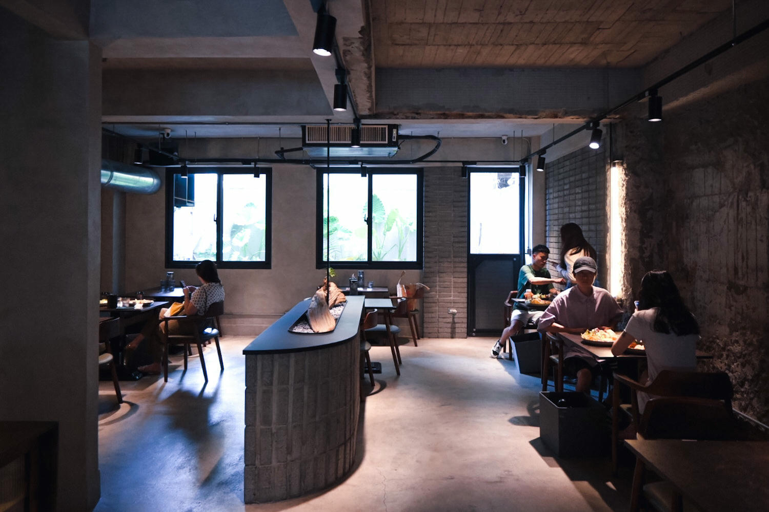 入厝Entry Coffee & Bistro|台中火車站早午餐又一發!有插座沒客滿不限時丹麥法式吐司好吃 - 第6張圖