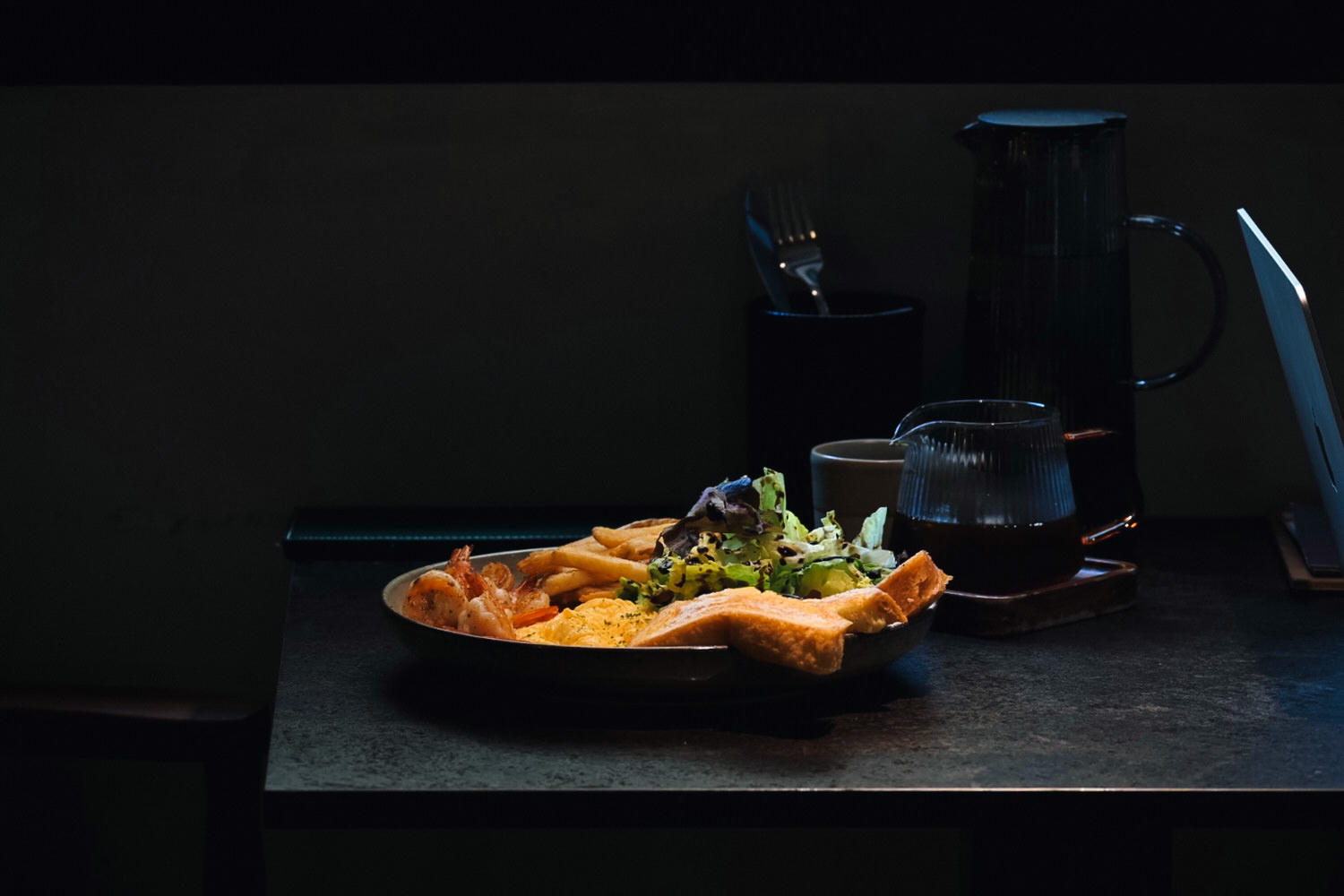 入厝Entry Coffee & Bistro|台中火車站早午餐又一發!有插座沒客滿不限時丹麥法式吐司好吃 - 第14張圖