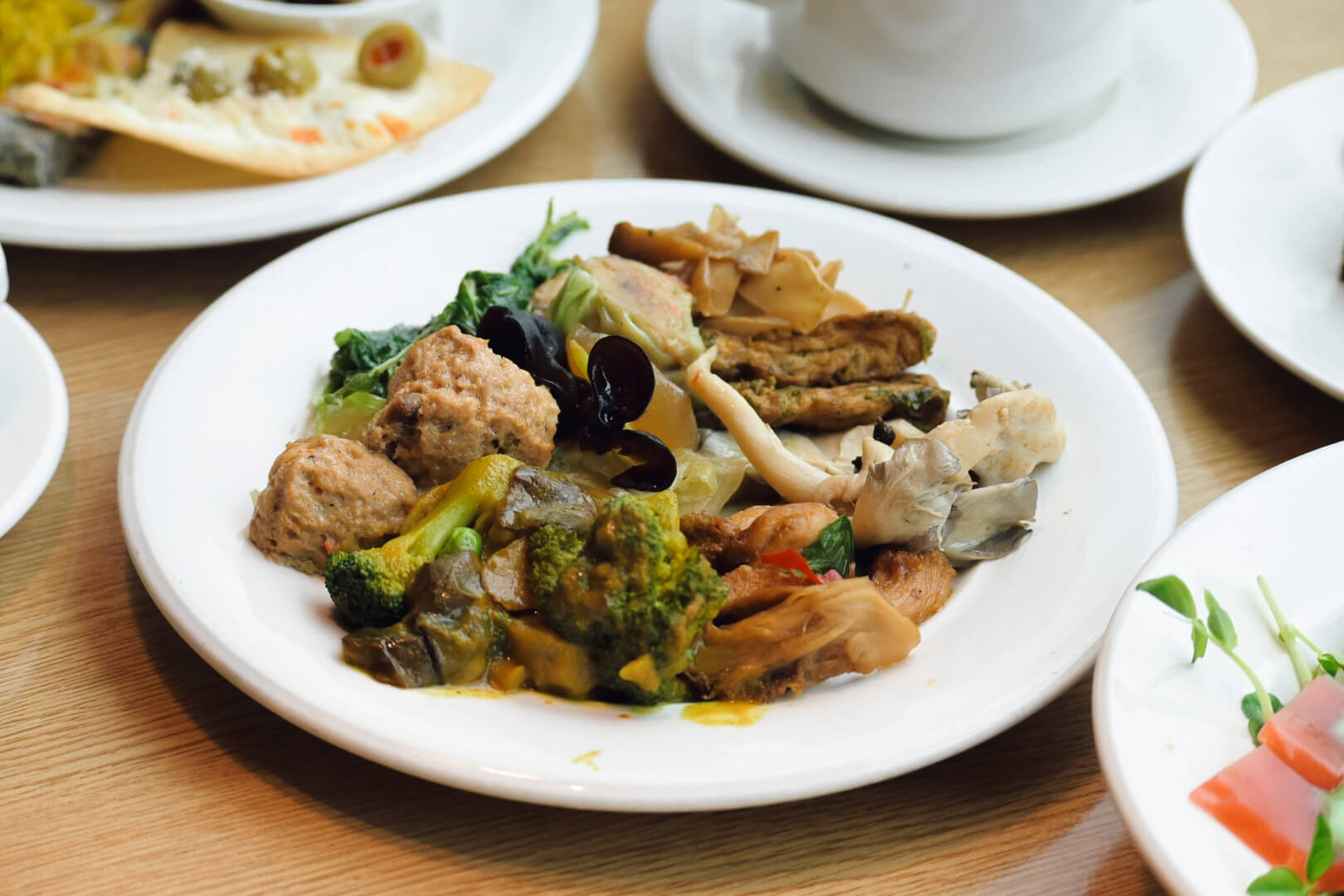 原素食府。板橋在地人氣素食吃到飽,評論勝過果然匯?府中站美食出站就到 - 第31張圖