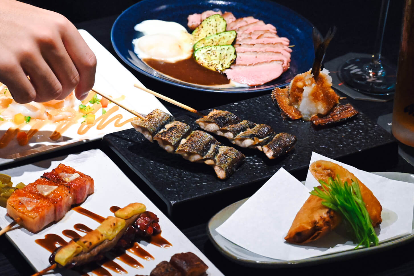 放Fun Dining串燒酒肴。起酥雞肝、哈拉甜心培根必點,台北101餐酒館通化夜市日式居酒屋 - 第9張圖