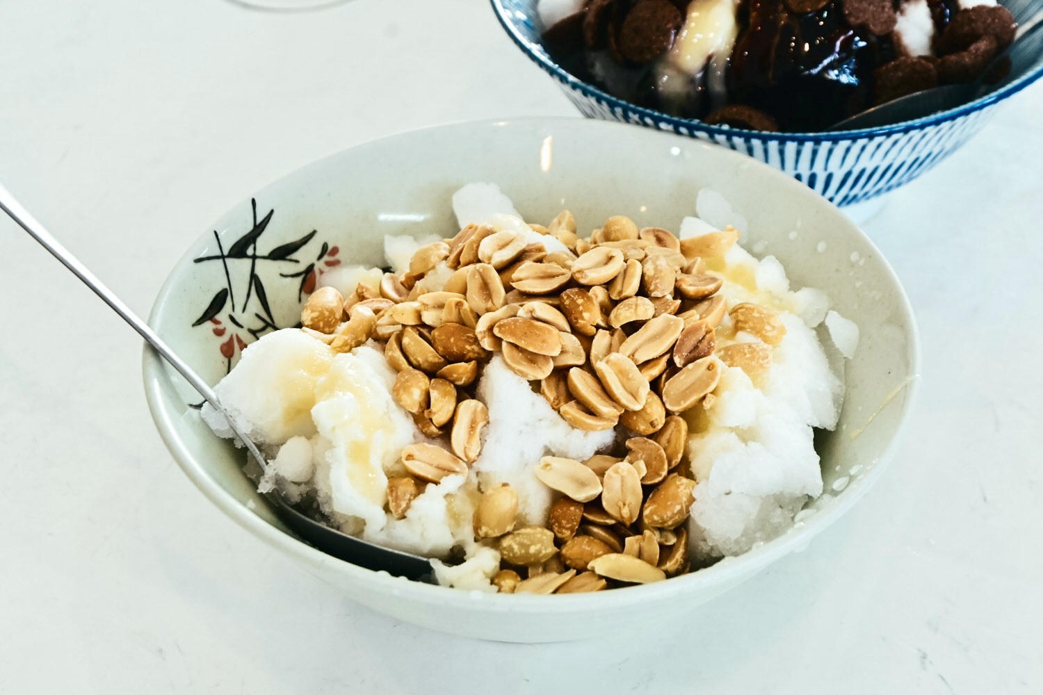 德意冰坊。80年南投冰品老店必點花生奶牛冰!煉乳綿綿冰取代糖水用料超實在 - 第4張圖