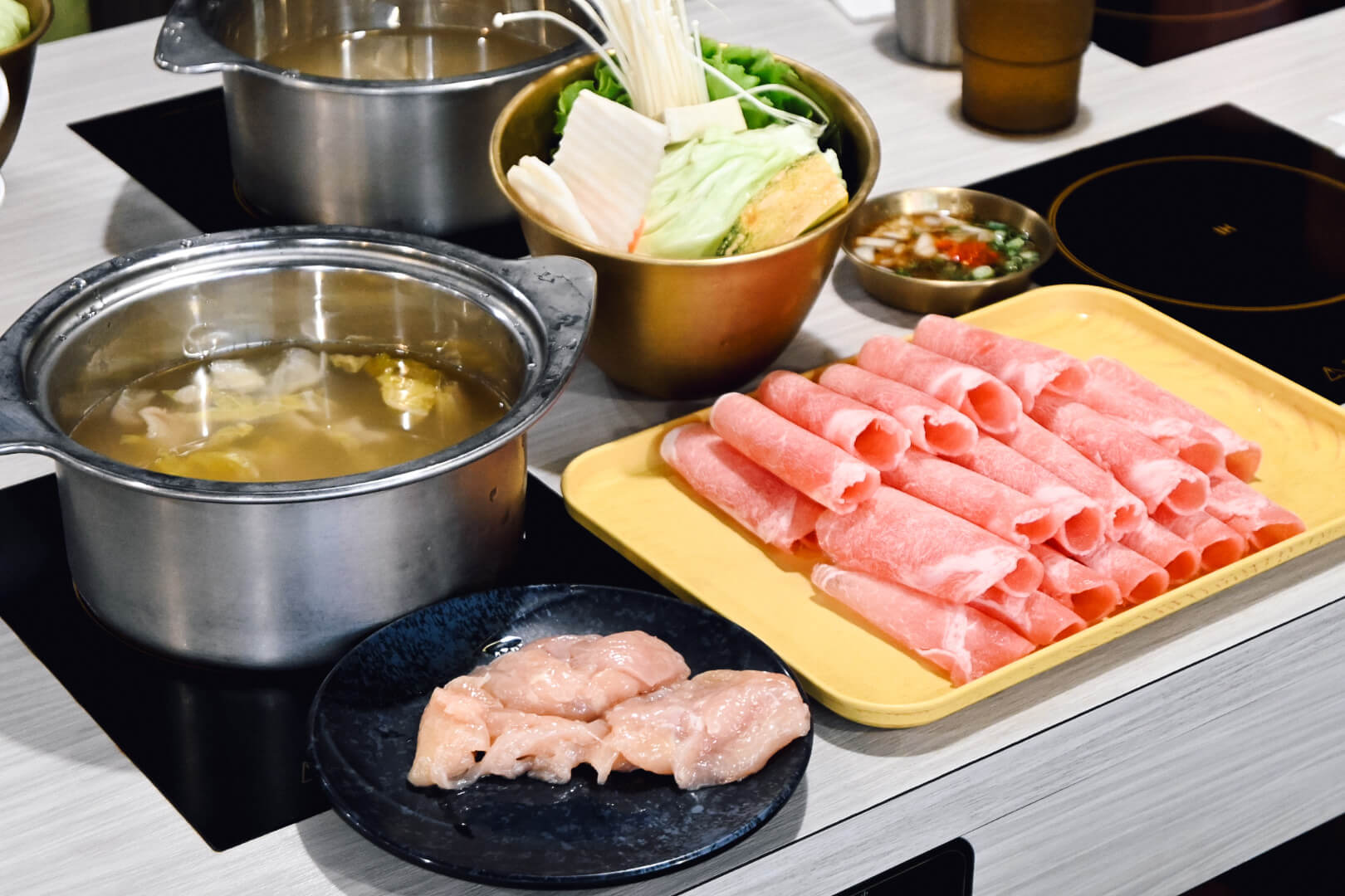 埔里喫鍋龜隱田園。火鍋店賣日式咖喱飯、黑漢堡?20種湯頭套餐200起|南投埔里火鍋 - 第11張圖