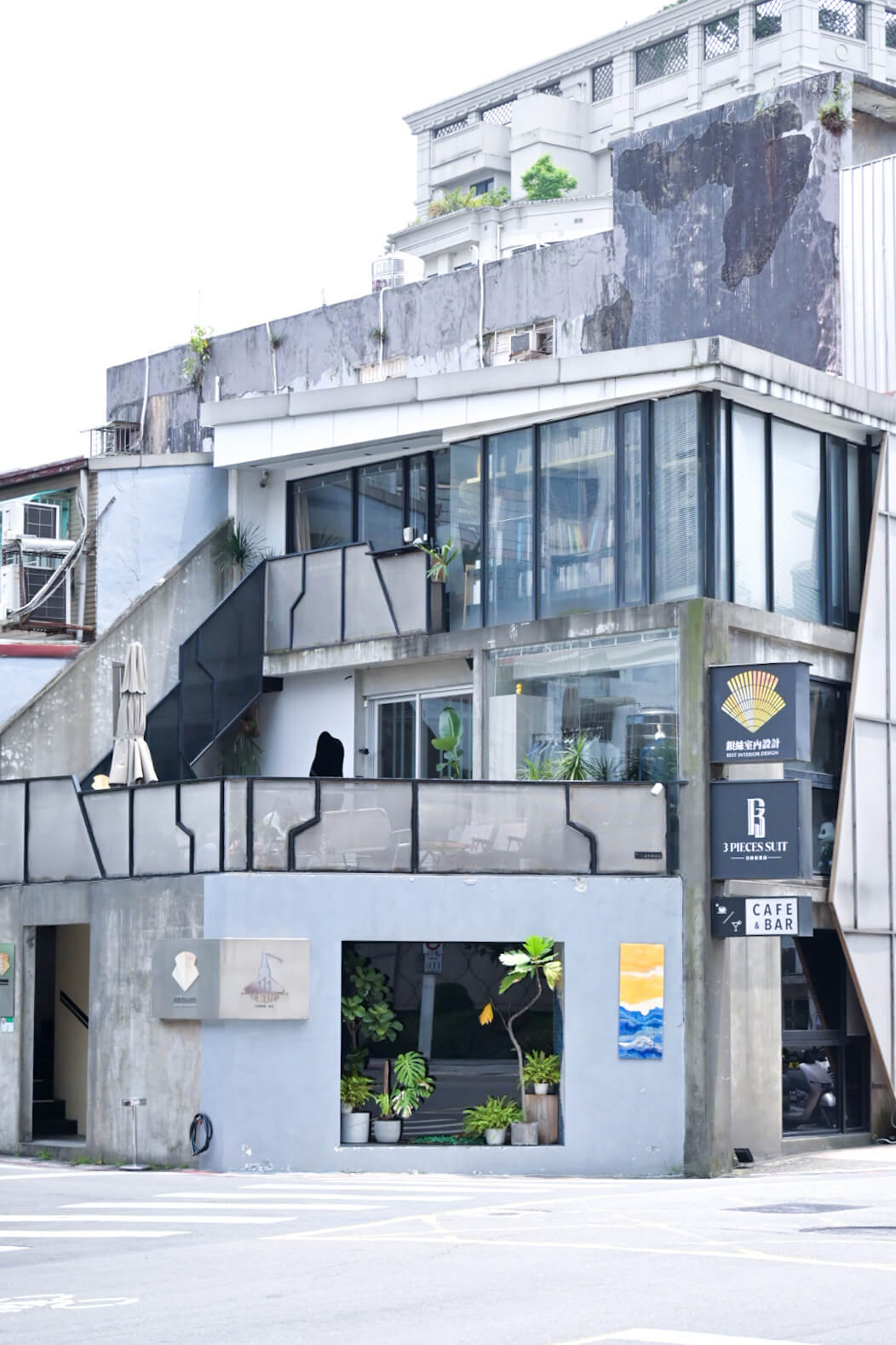 SunDay酉日咖啡吧|大人系台北提拉米蘇推薦No.1!濃郁質感深夜咖啡廳酒吧(已搬遷) - 第3張圖