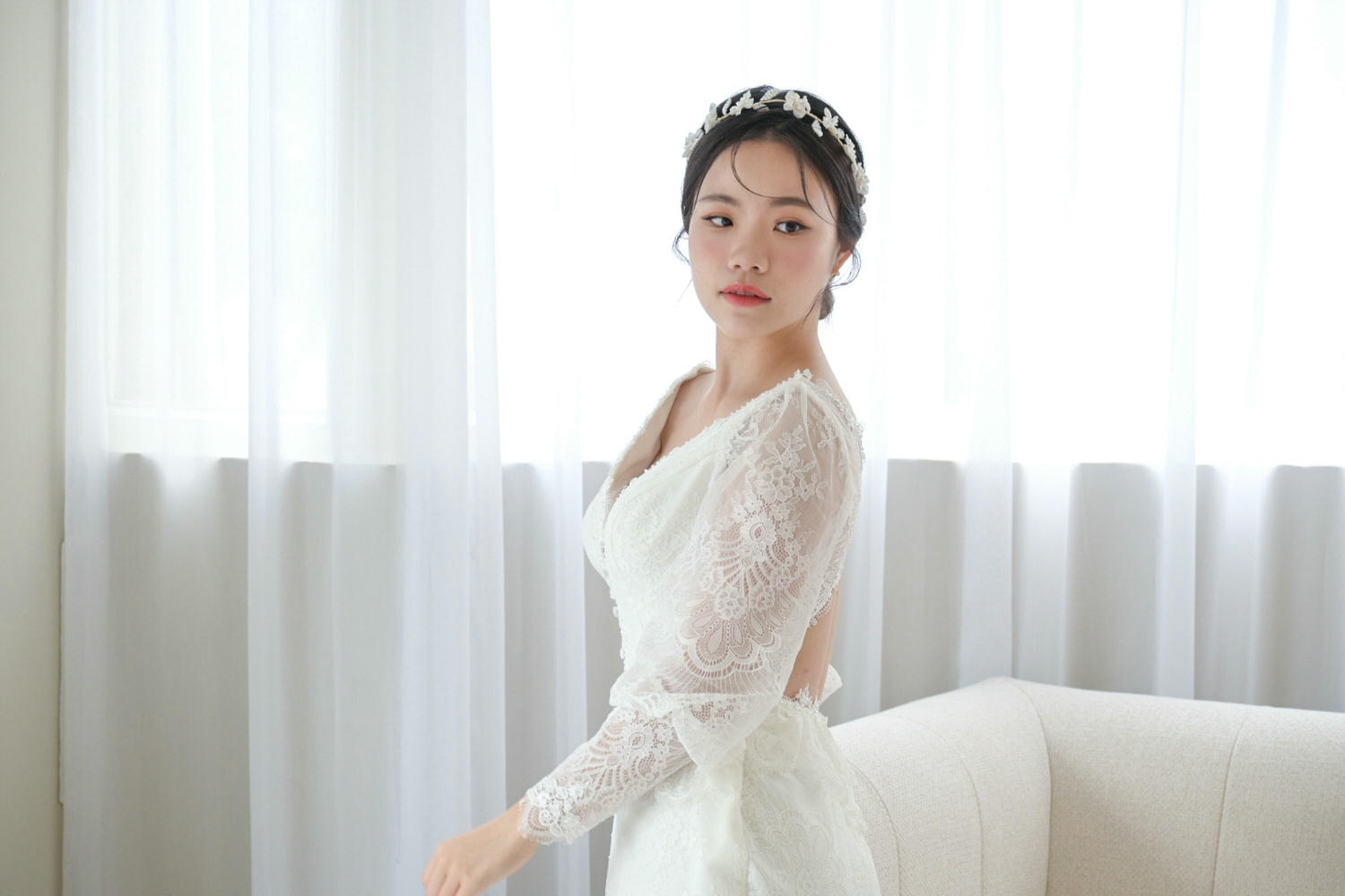 【台中婚紗推薦】一定要結婚才能穿婚紗嗎?水溝巢試穿心得、台中妝髮造型師推薦 - 第34張圖