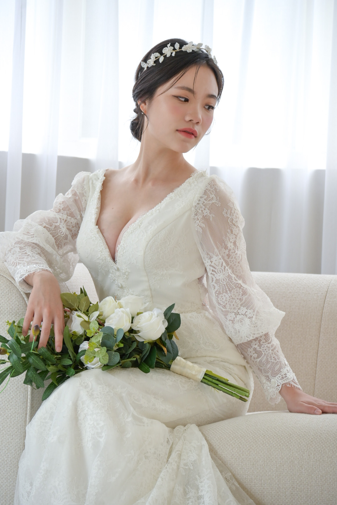 【台中婚紗推薦】一定要結婚才能穿婚紗嗎?水溝巢試穿心得、台中妝髮造型師推薦 - 第38張圖