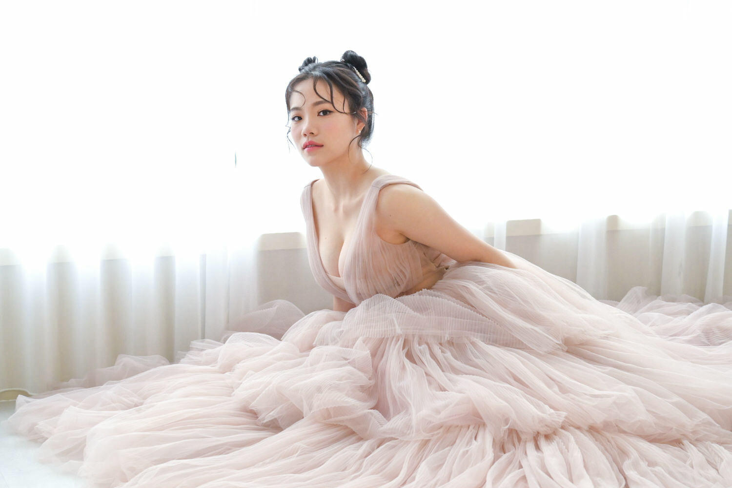 【台中婚紗推薦】一定要結婚才能穿婚紗嗎?水溝巢試穿心得、台中妝髮造型師推薦 - 第41張圖