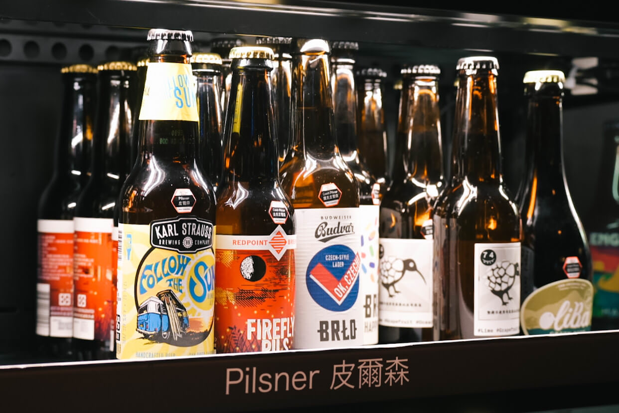 ABV地中海餐酒館|台中駐唱餐廳推薦!700款精釀啤酒不限時 - 第42張圖
