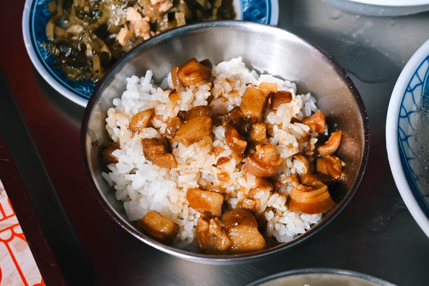 江家原汁排骨湯|60年大橋頭美食推薦滷肉飯梅乾菜正典!大稻埕廟口美食 - 第5張圖