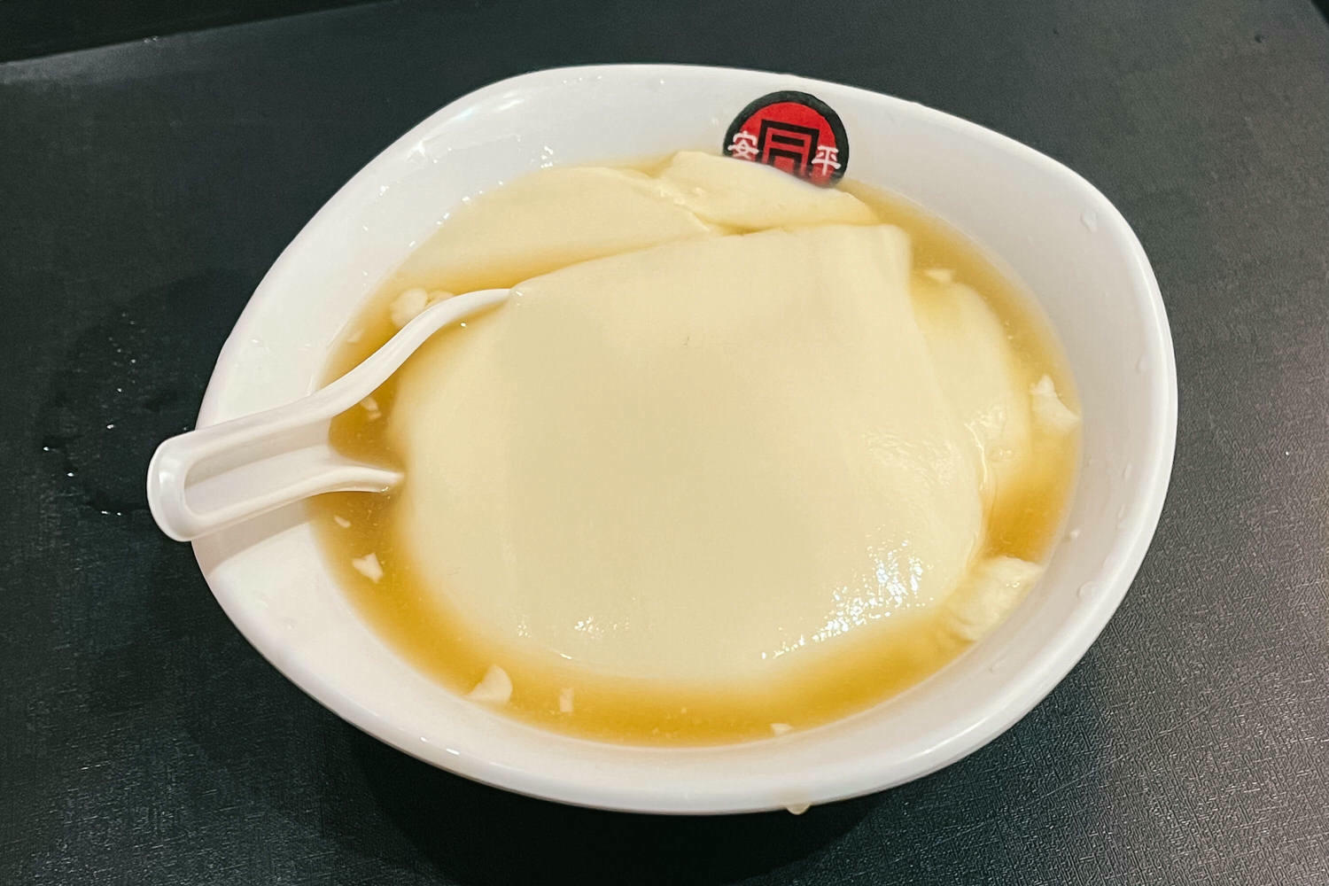 台南特色小吃街!10家赤崁樓附近美食|台南中西區宵夜推薦牛肉湯棺材板八寶冰 - 第10張圖