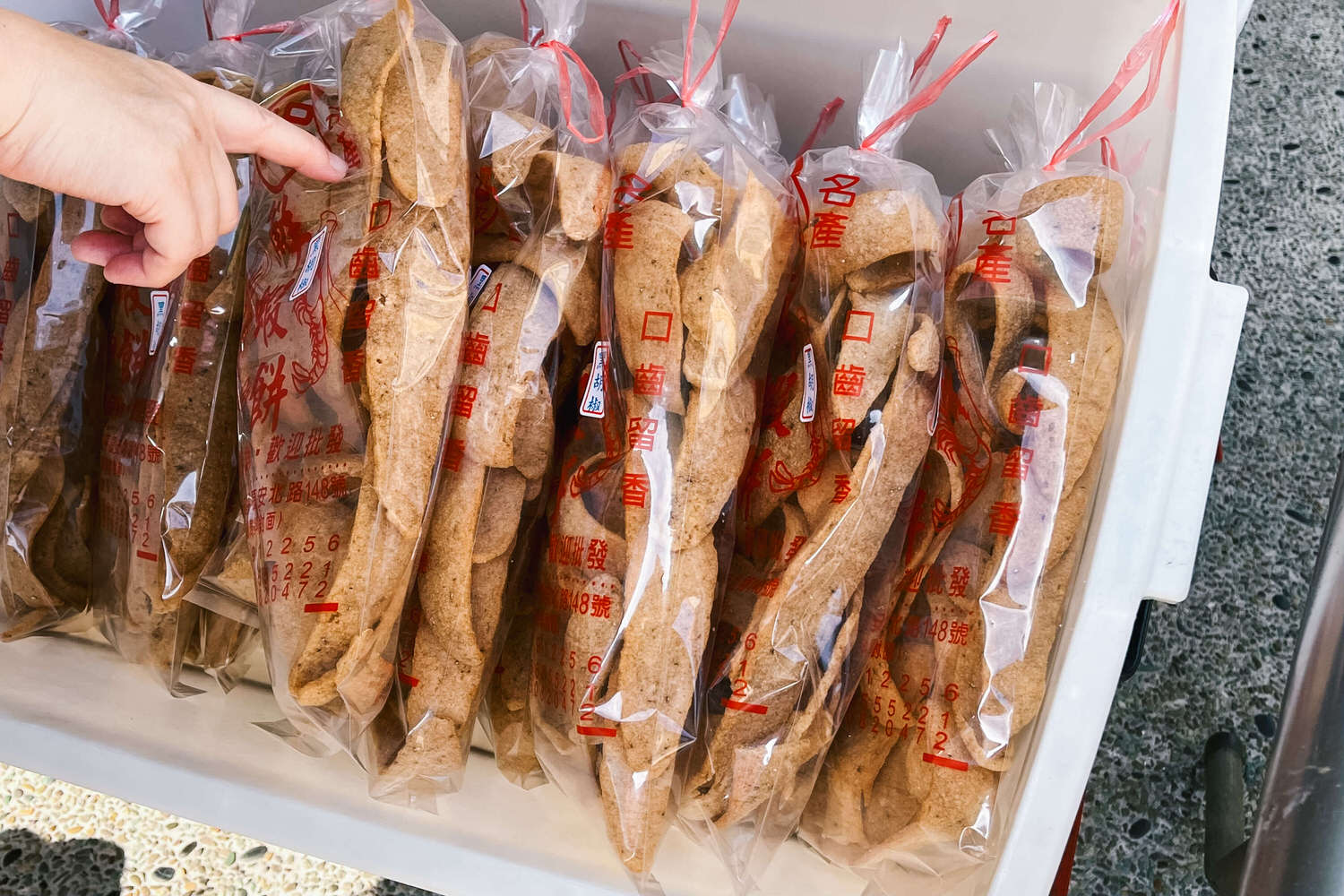 台南蝦餅老店5選!2024安平伴手禮|正宗鮮蝦餅老臺南都吃這幾間 - 第6張圖