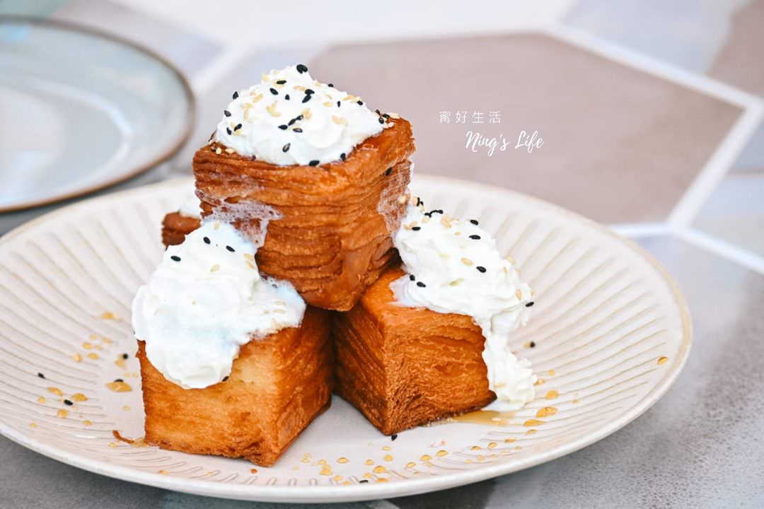 八番brunch|日月潭早午餐玻璃屋秘境!部落班尼迪克蛋、茴香炸雞 - 第24張圖