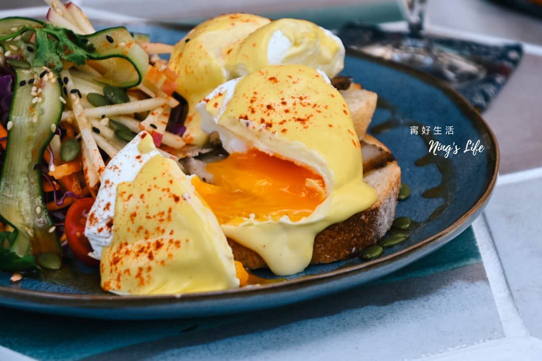 八番brunch|日月潭早午餐玻璃屋秘境!部落班尼迪克蛋、茴香炸雞 - 第18張圖