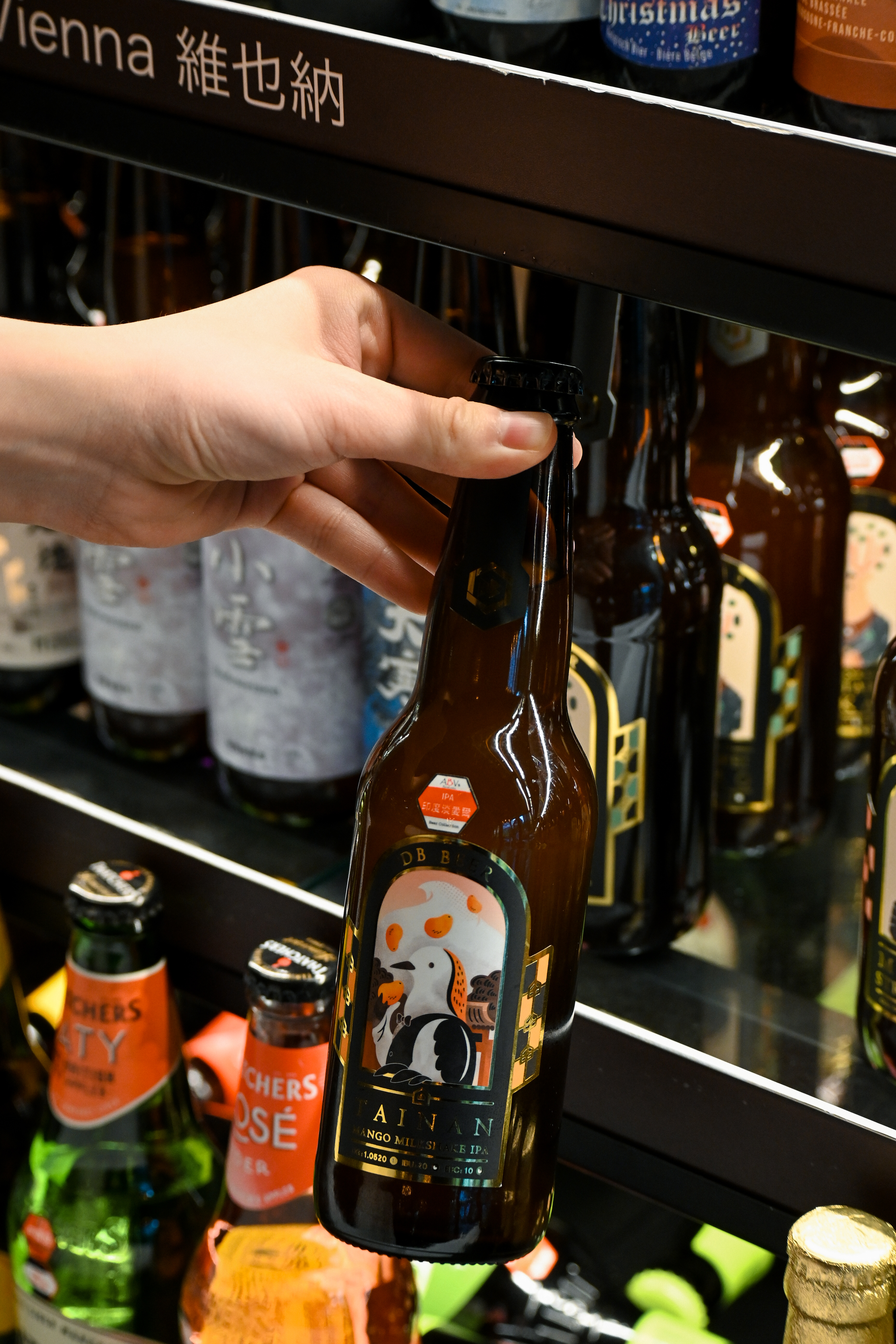 ABV地中海餐酒館|台中駐唱餐廳推薦!700款精釀啤酒不限時 - 第14張圖