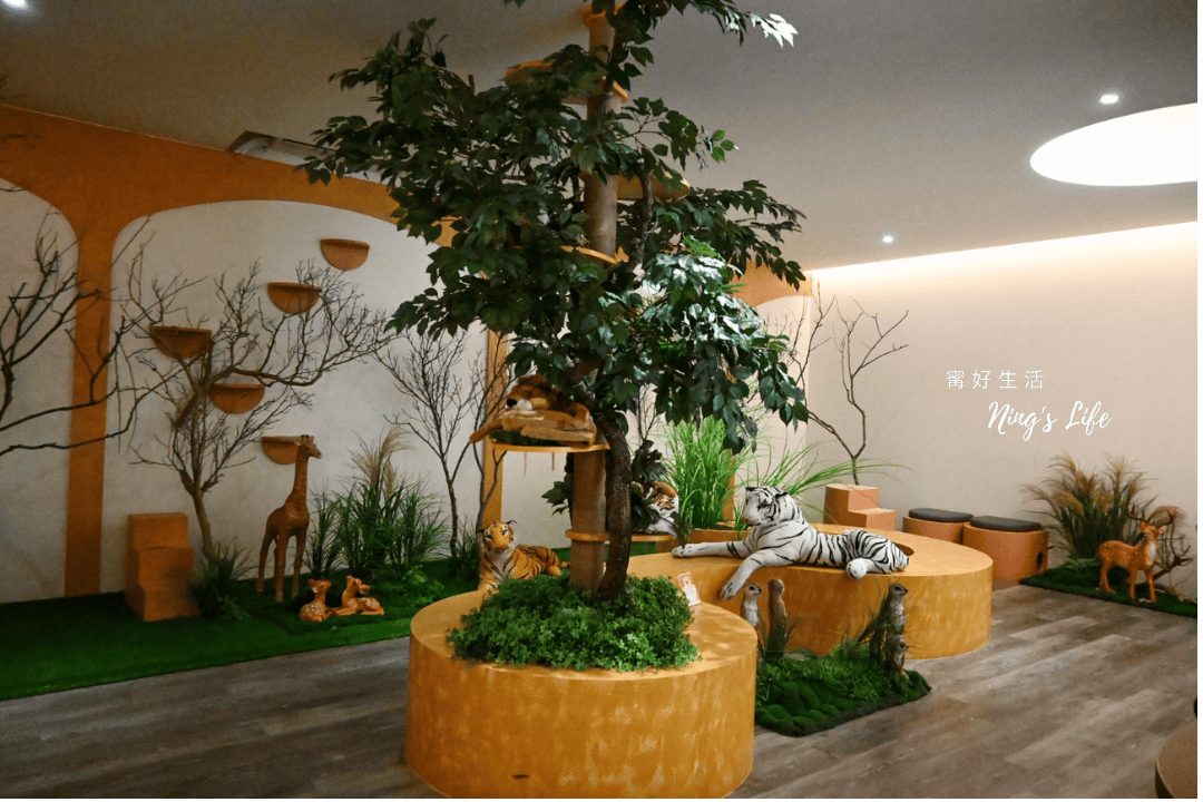 臺灣美研院美妝博物館|150拍禮服!IG最新安平景點 - 第16張圖