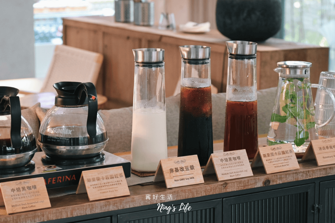 嬉行旅|超靚草悟道飯店1人1千有找!精緻樓中樓房、木盤早餐 - 第33張圖