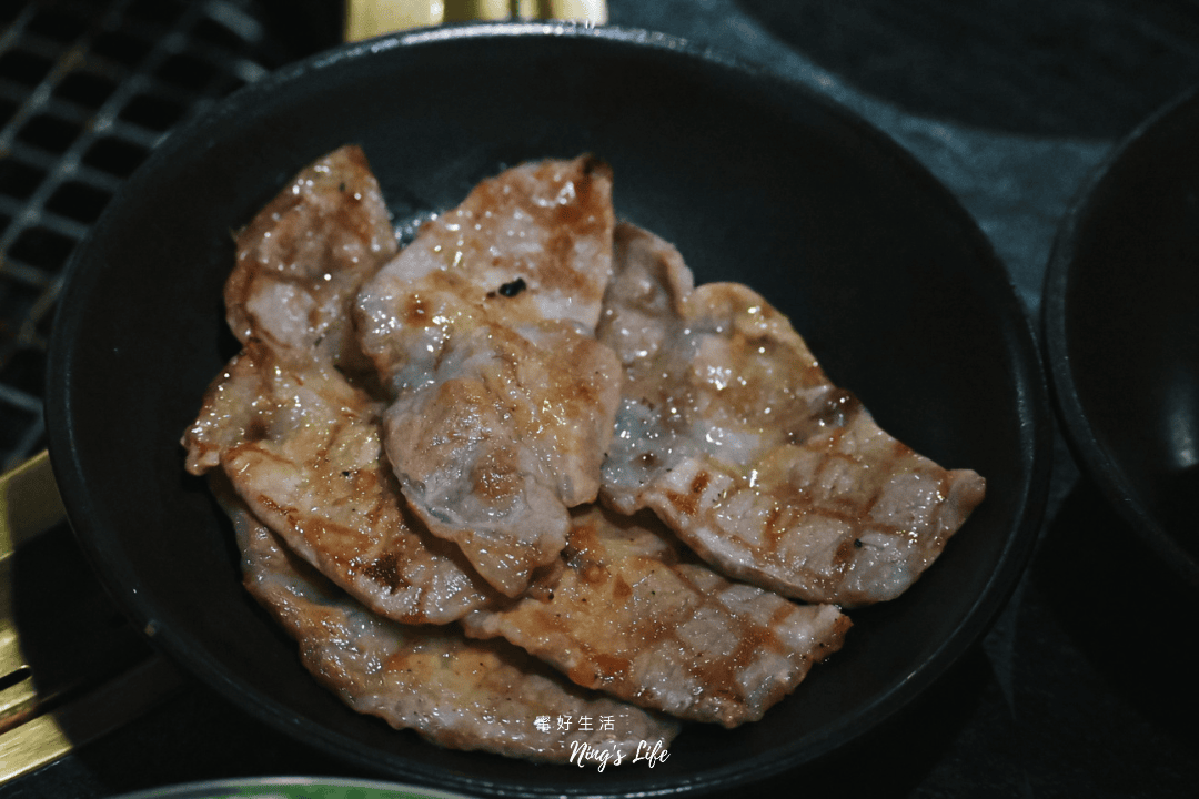 DEG度|設計感爆棚台中韓式燒肉!9款小菜吃到飽、生日送和牛 - 第31張圖
