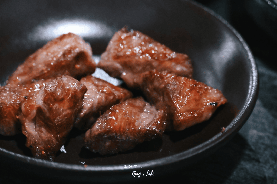 DEG度|設計感爆棚台中韓式燒肉!9款小菜吃到飽、生日送和牛 - 第24張圖