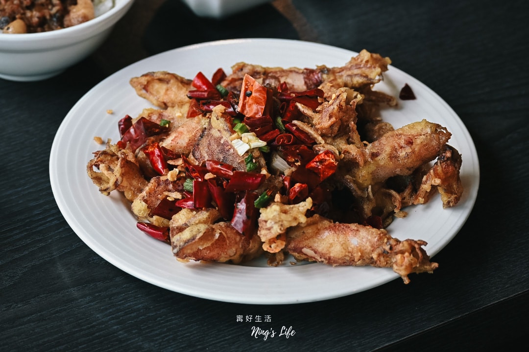 菇神新社店|第一次吃這樣點!飄香20餘年原木家傳鍋米其林推薦 - 第26張圖
