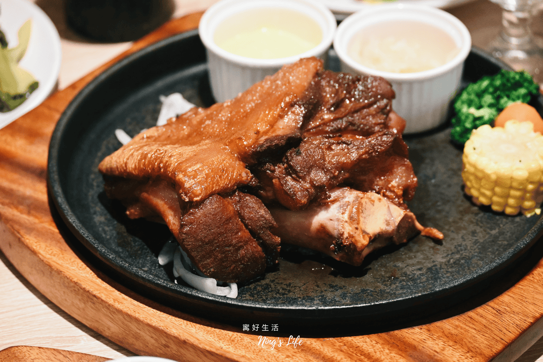 牛室炙燒牛排崇德洲際店|台中新開幕390元起吃到飽 德國豬腳超水準 - 第36張圖