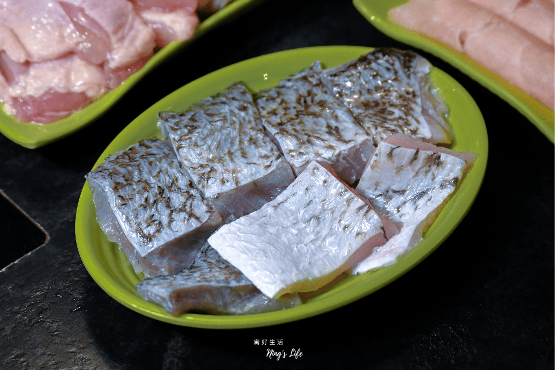 蔬盈市場火鍋|台中勤美吃到飽菜比肉多!50種季節蔬菜、嘉大鮮奶入鍋 - 第27張圖