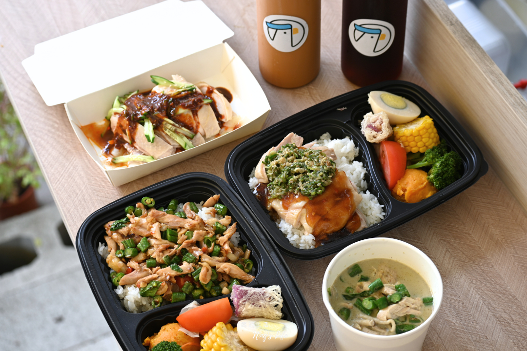志氣雞飯|台中榮華富櫃市集海南雞飯外帶店 肉質好又開胃 - 第3張圖