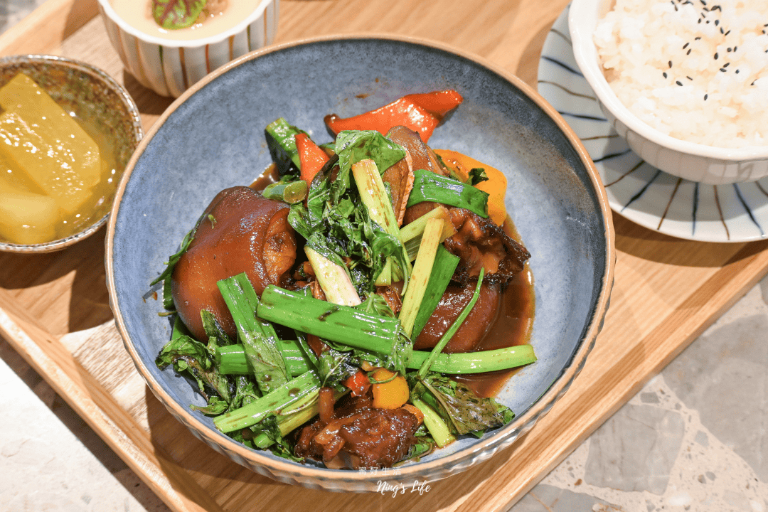湯明茶樓台中店|必點一隻魚、茶布丁!台中現代台菜餐廳推薦 - 第15張圖 台中西區臺菜聚餐餐廳推薦湯明茶樓台中店菜單價位@寗好生活