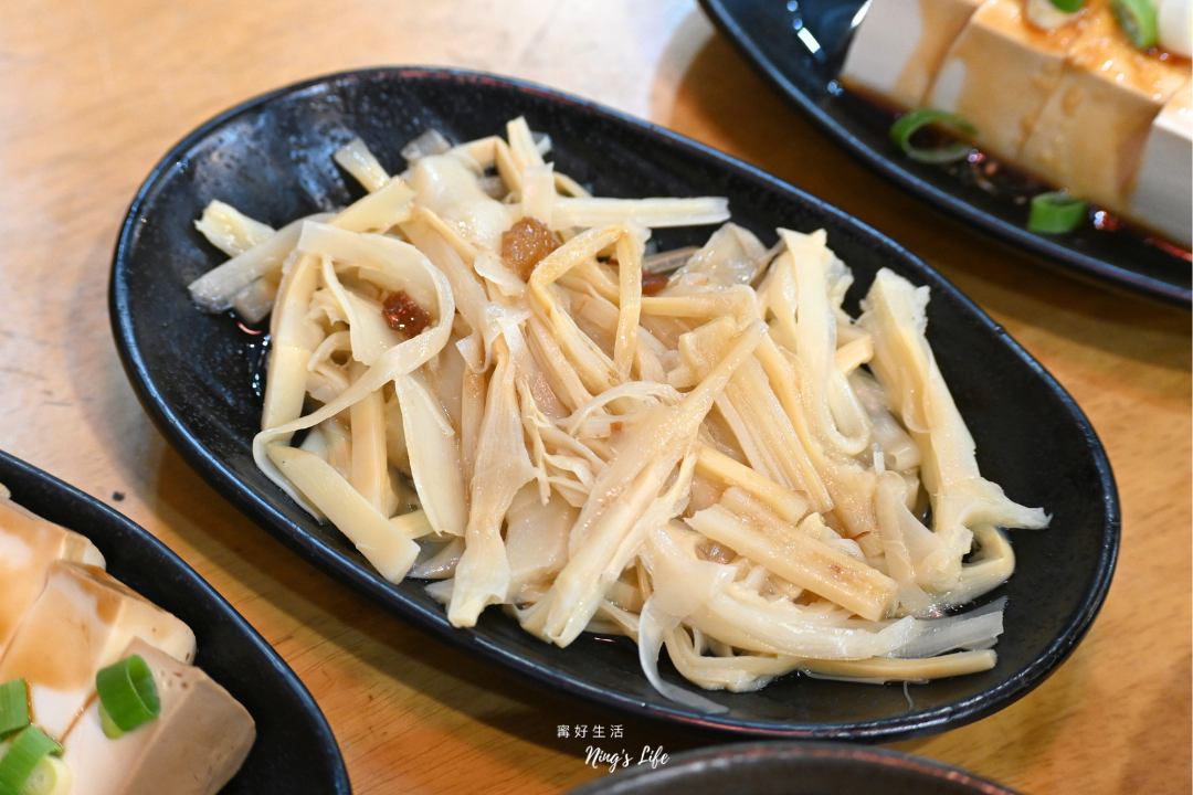嘉義莊記火雞肉飯|油蔥香噴噴!有裝潢的樸實小吃 - 第8張圖 嘉義東區新生路火雞肉飯莊記火雞肉飯菜單評價@寗好生活