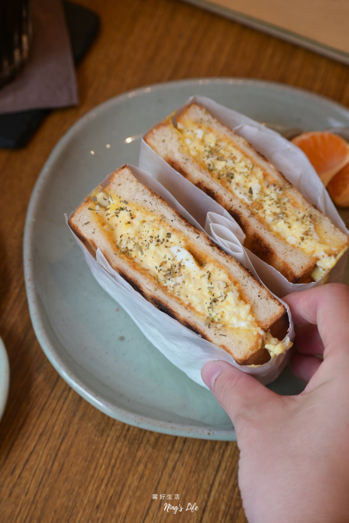 貳氖福商行|柯基控必收!手作戚風自烘咖啡 台北西門咖啡廳 - 第25張圖