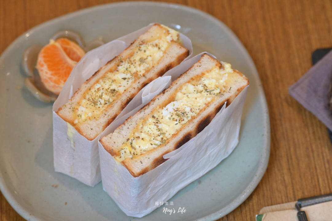 貳氖福商行|柯基控必收!手作戚風自烘咖啡 台北西門咖啡廳 - 第23張圖