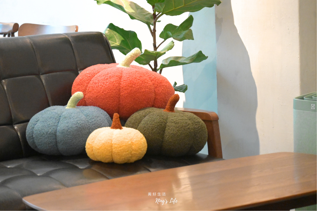 貳氖福商行|柯基控必收!手作戚風自烘咖啡 台北西門咖啡廳 - 第12張圖