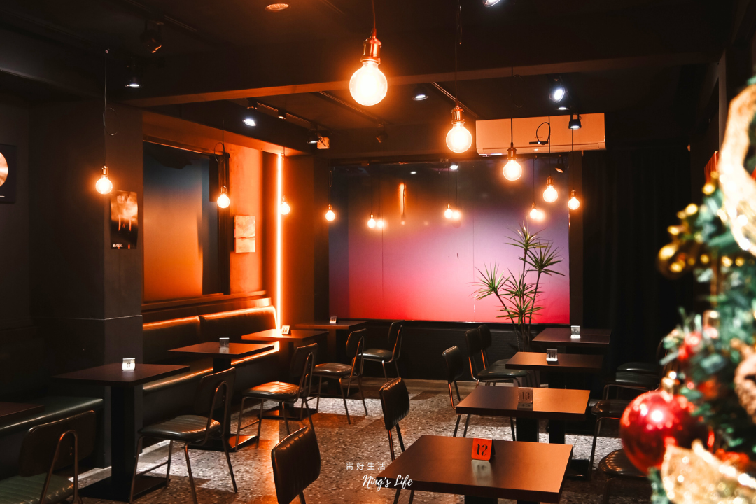 流明拉麵｜被拉麵耽誤的肉排、布丁！美術館周邊美式復古拉麵